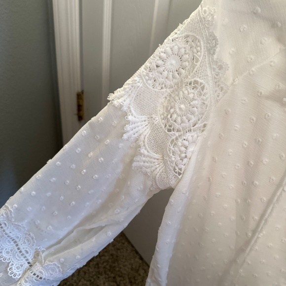 Blouse - Picture 2 of 3